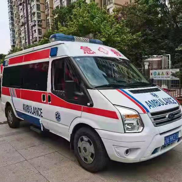 屯城镇长途救护车护送病人返乡
